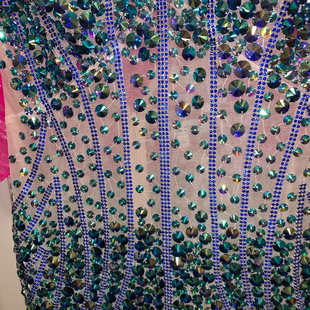 HOMECOMING/PROM DRESS - Picture 5 of 7